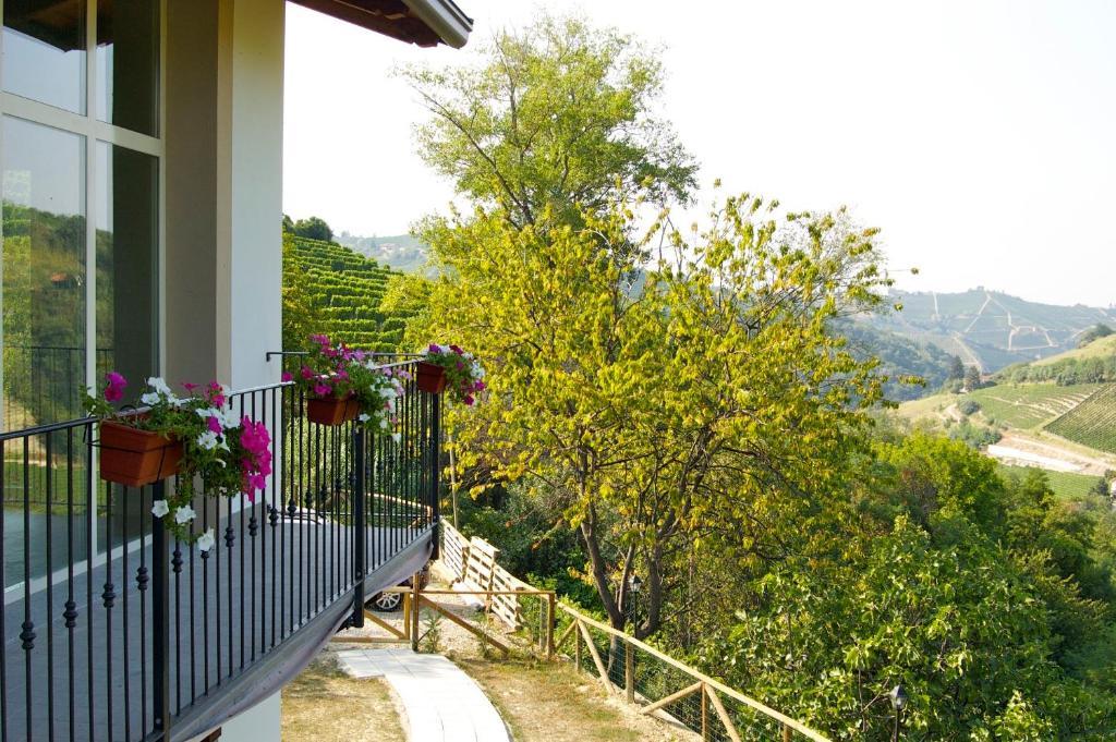 B&B Mario & Mario Trezzo Tinella Bilik gambar